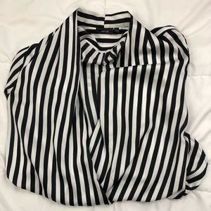 Low cut striped blouse